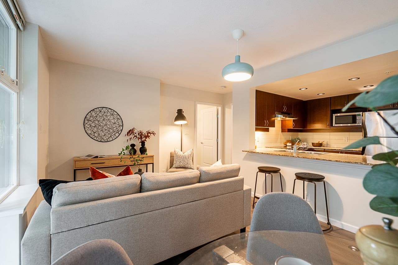 311 - 9262 University Crescent, Burnaby, V5A 0A4 — photo 5