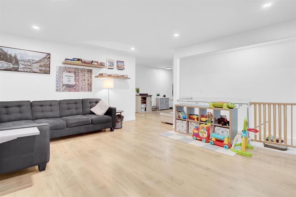 2042 Bowler Drive, Surrey, V4A 6S6 — photo 4
