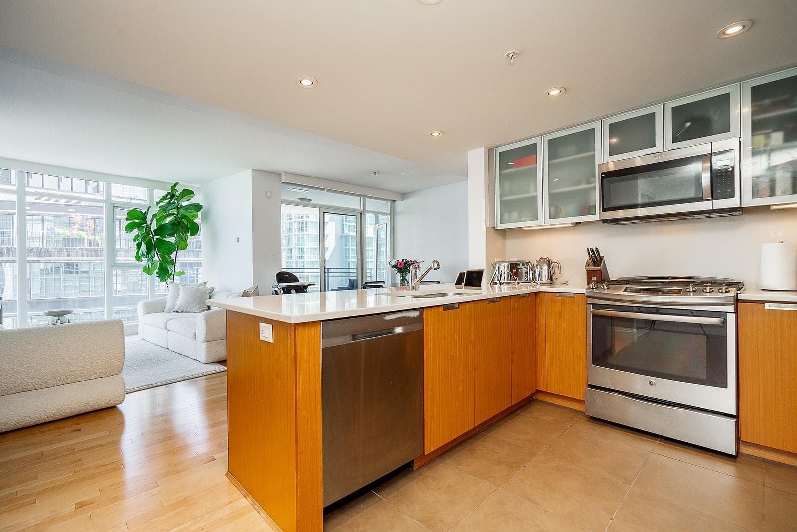 1904 - 1205 W Hastings Street, Vancouver, V6E 4T7 — photo 5