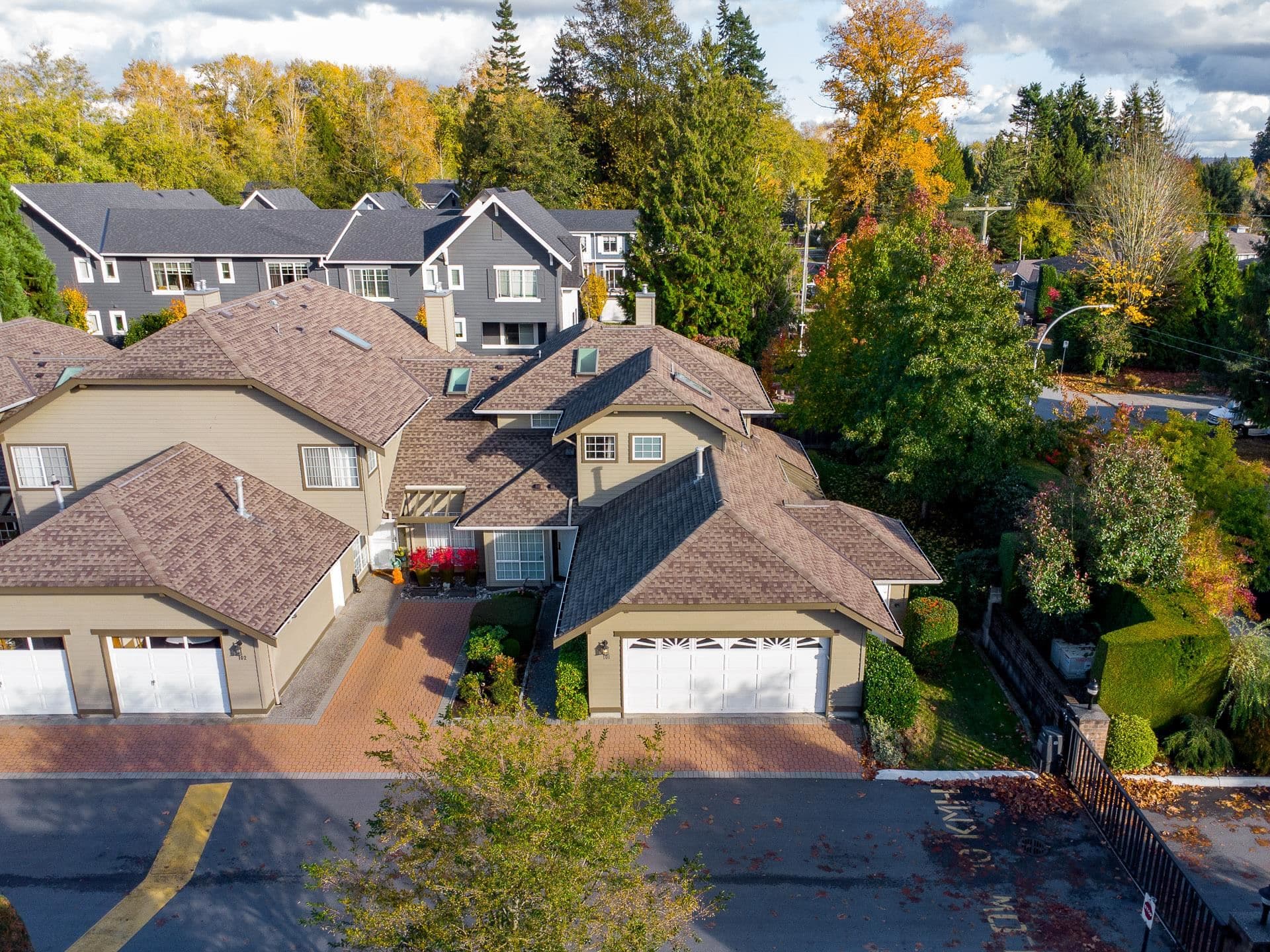 101 - 16275 15 Avenue, Surrey, V4A 1L4 — photo 1