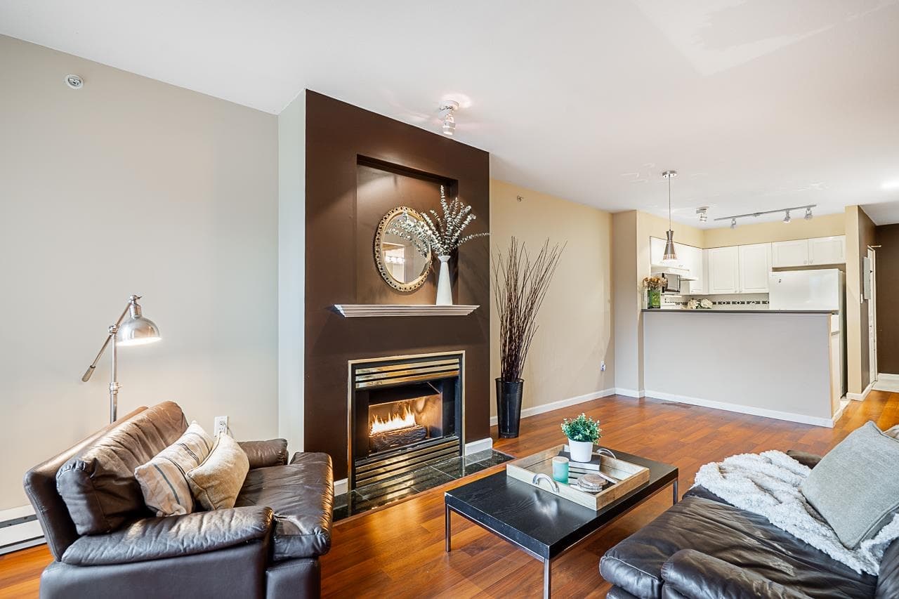 PH17 - 760 Kingsway, Vancouver, V5V 3C1 — photo 1