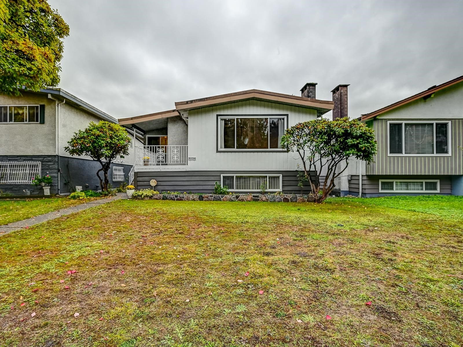 3226 E 1st Avenue, Vancouver