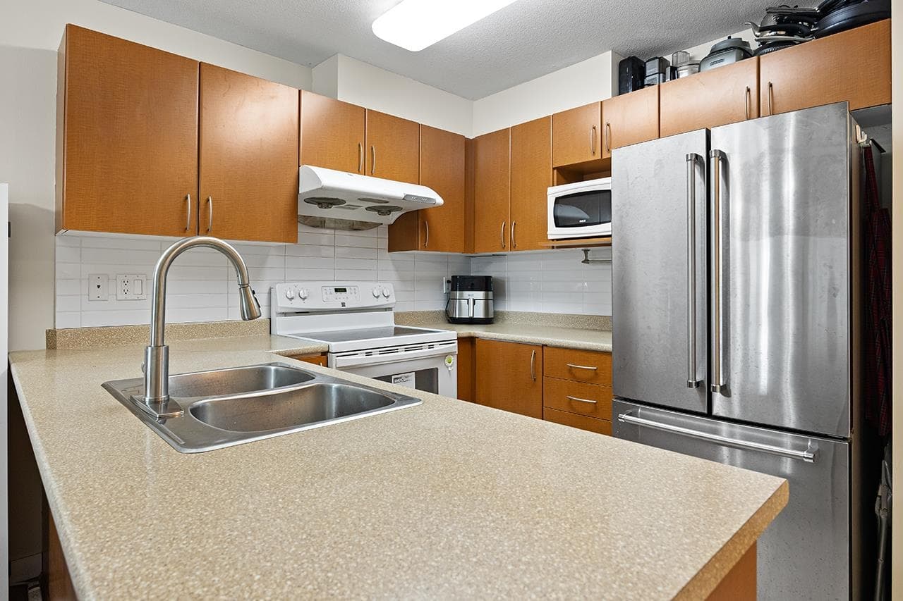 305 - 2028 E 37th Avenue, Vancouver, V5P 1G2 — photo 3