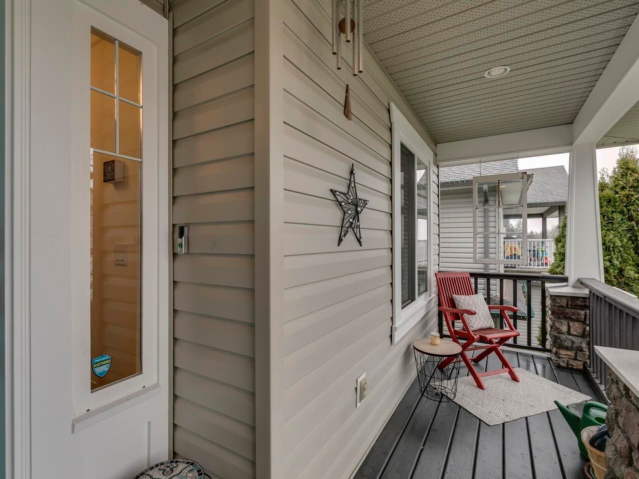 8060 Melburn Drive, Mission, V2V 7B6 — photo 2
