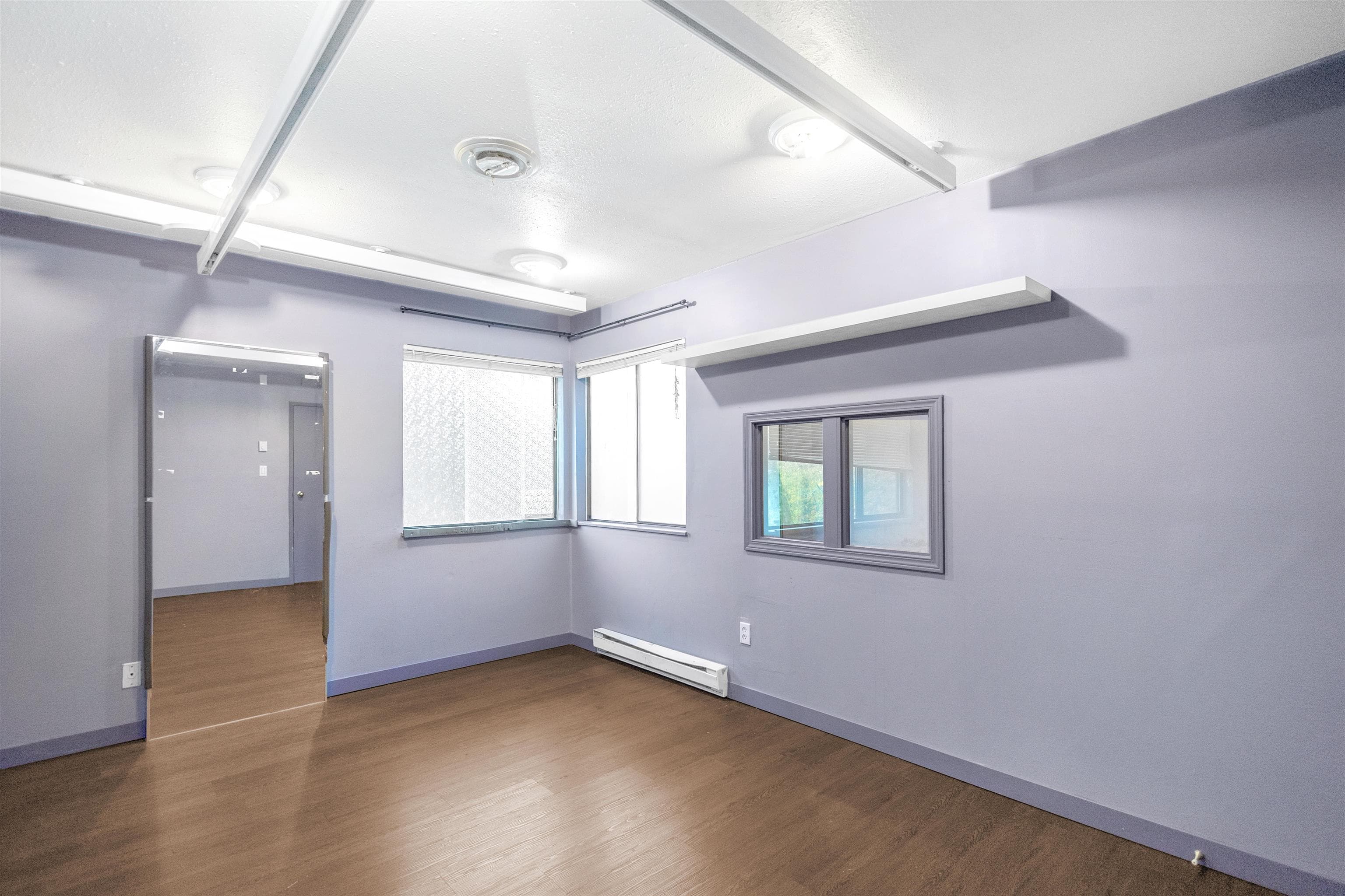 5741 Mayview Circle, Burnaby, V5E 4B7 — photo 3