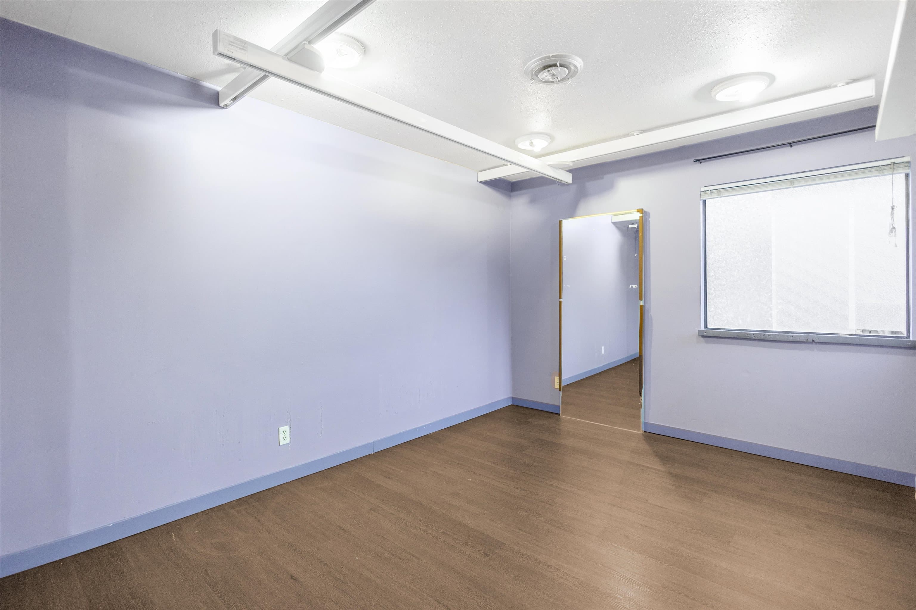 5741 Mayview Circle, Burnaby, V5E 4B7 — photo 4