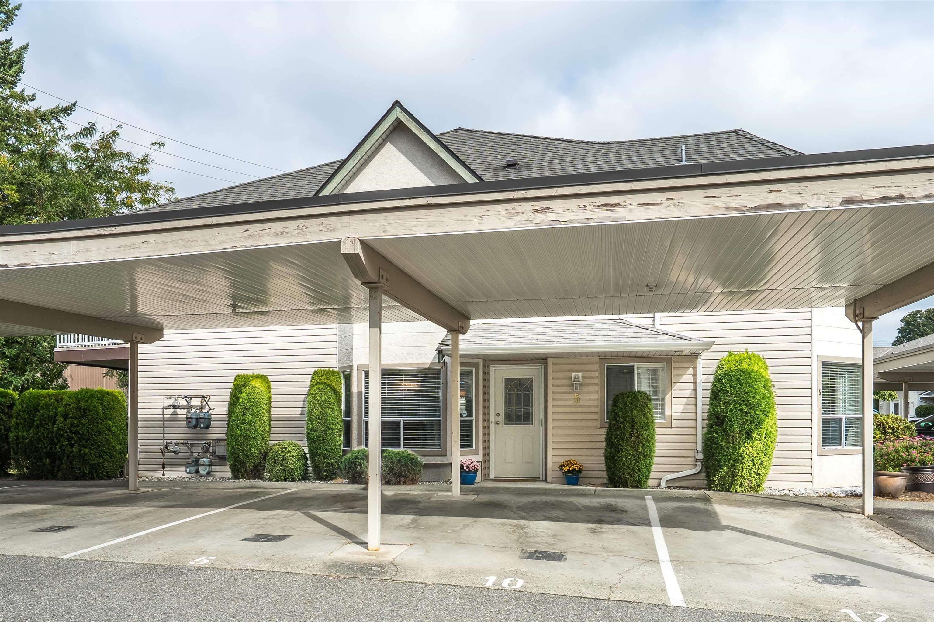 5 - 3380 Gladwin Road, Abbotsford, V2S 7G1 — photo 1
