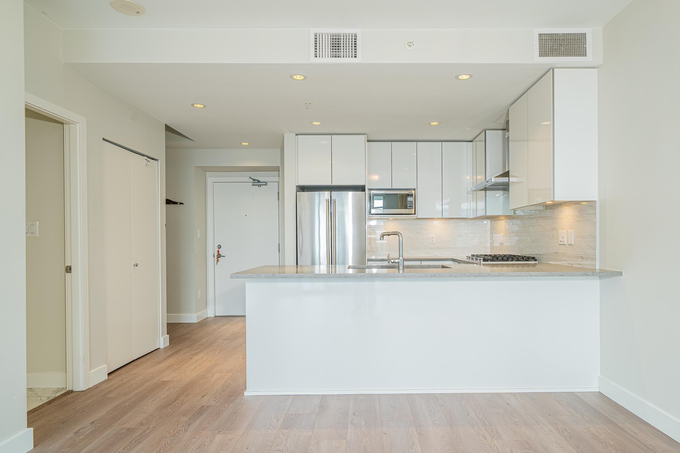 2601 - 1788 Gilmore Avenue, Burnaby, V5C 0L5 — photo 3
