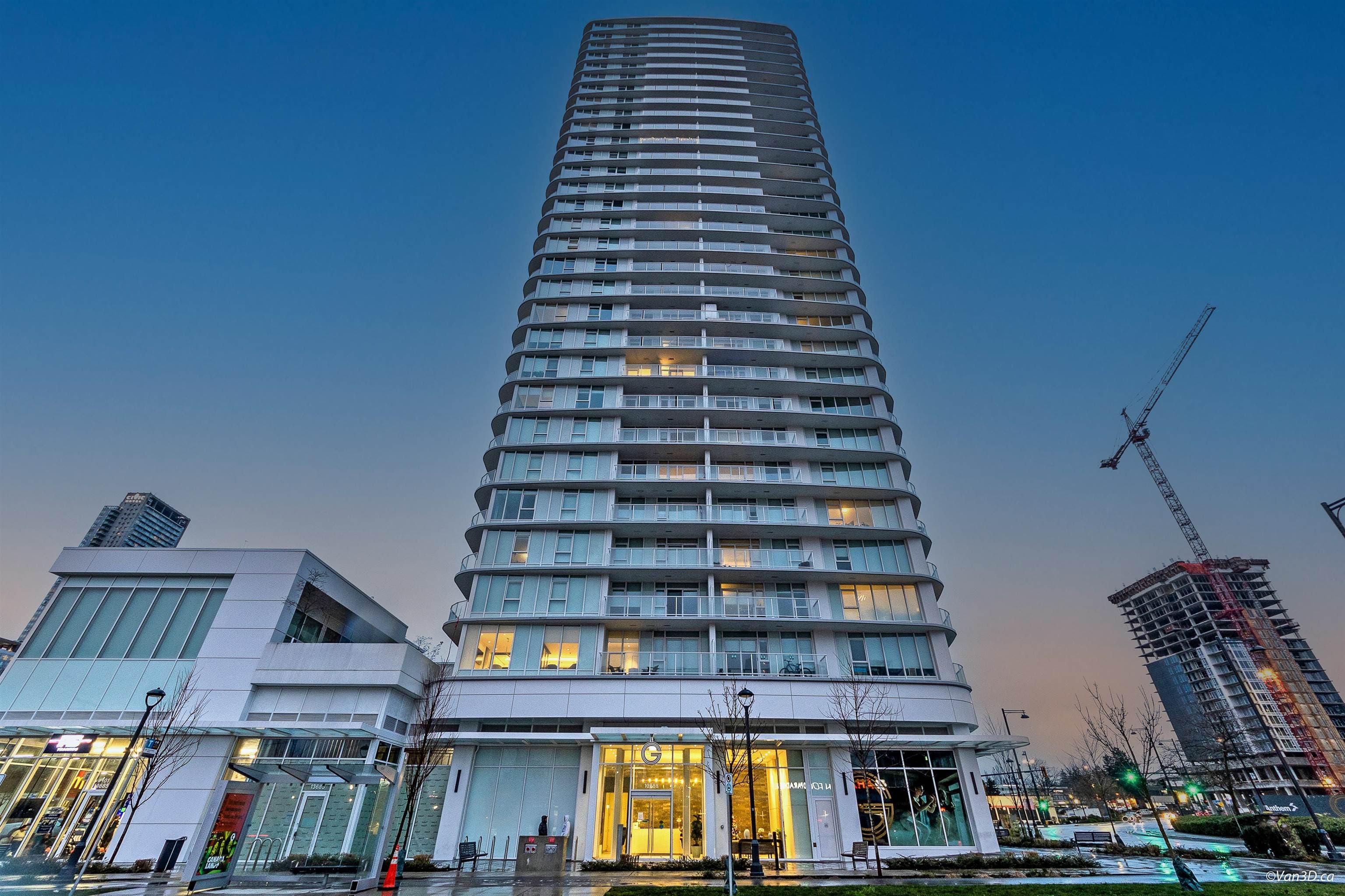 809 - 13685 102 Avenue, Surrey, V3T 1N7 — photo 1
