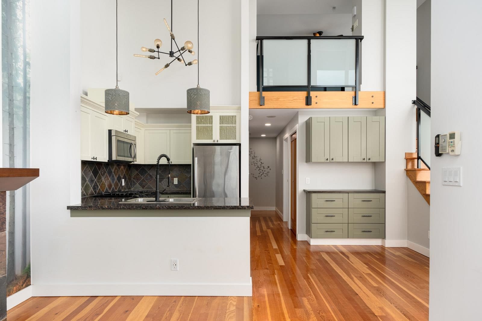 522 - 10 Renaissance Square, New Westminster, V3M 7B1 — photo 5