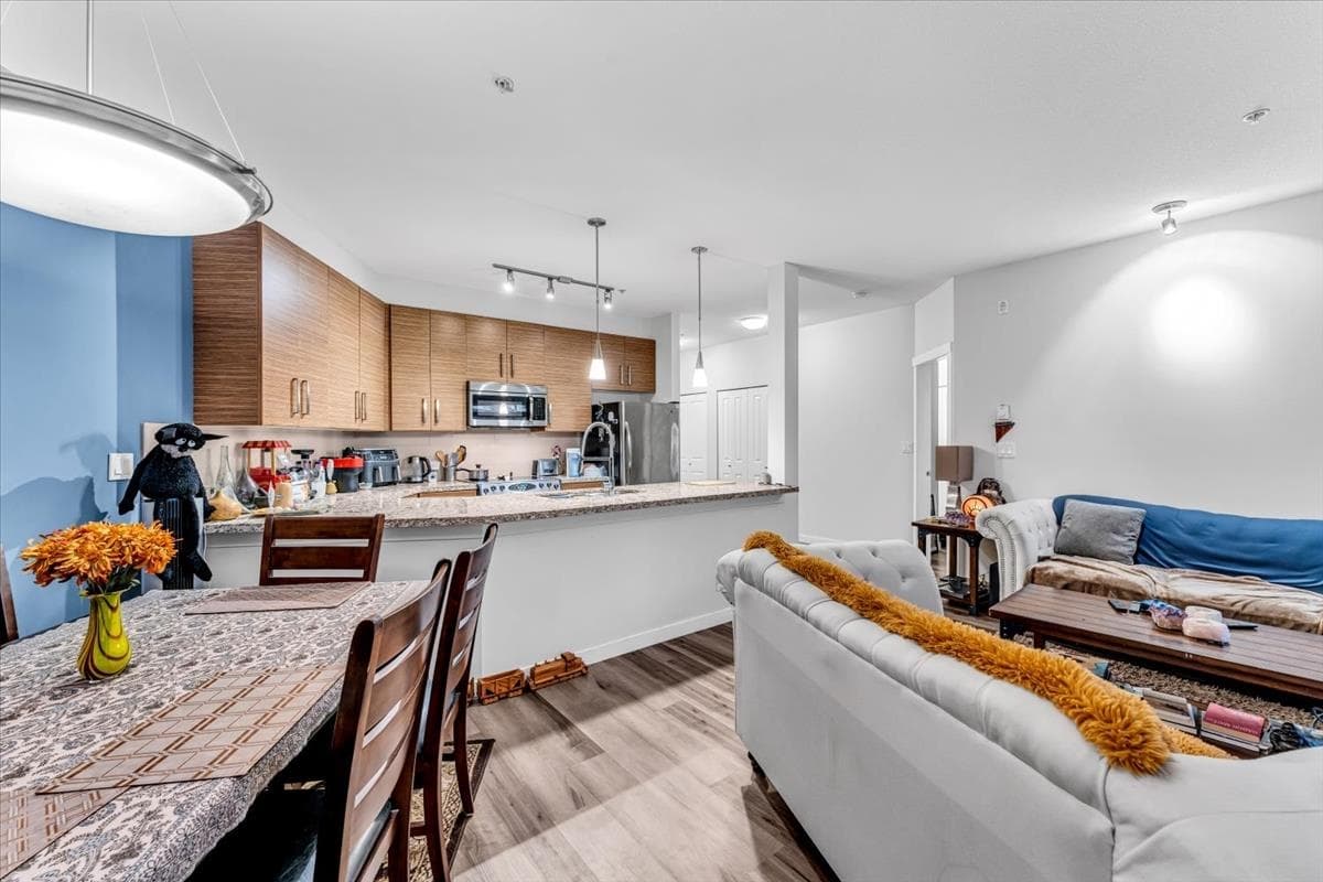 111 - 15168 19 Avenue, Surrey