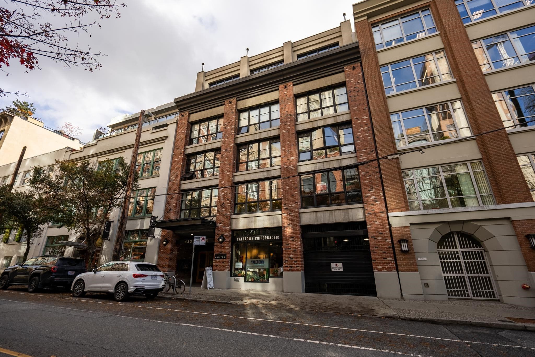 301 - 1238 Homer Street, Vancouver, V6B 2Y5 — photo 2