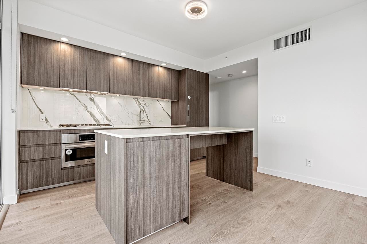 1902 - 6463 Silver Avenue, Burnaby, V5H 0K4 — photo 3