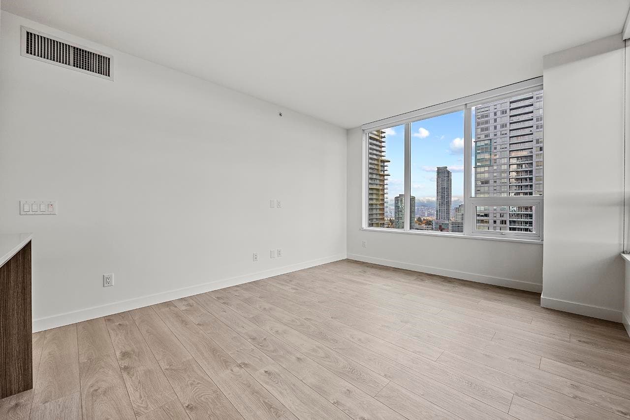 1902 - 6463 Silver Avenue, Burnaby, V5H 0K4 — photo 5