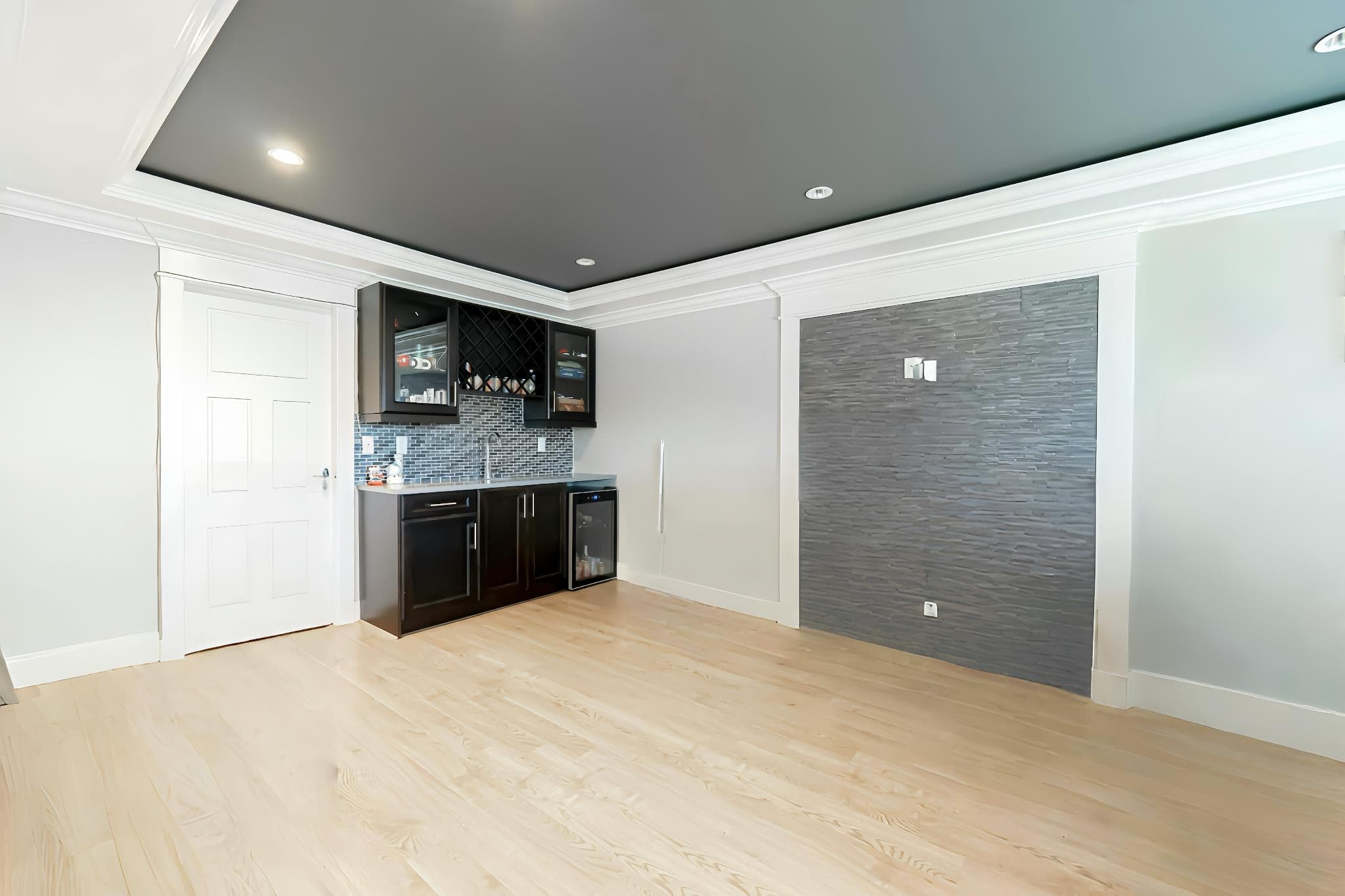 520 Ewen Avenue, New Westminster, V3M 5B1 — photo 4