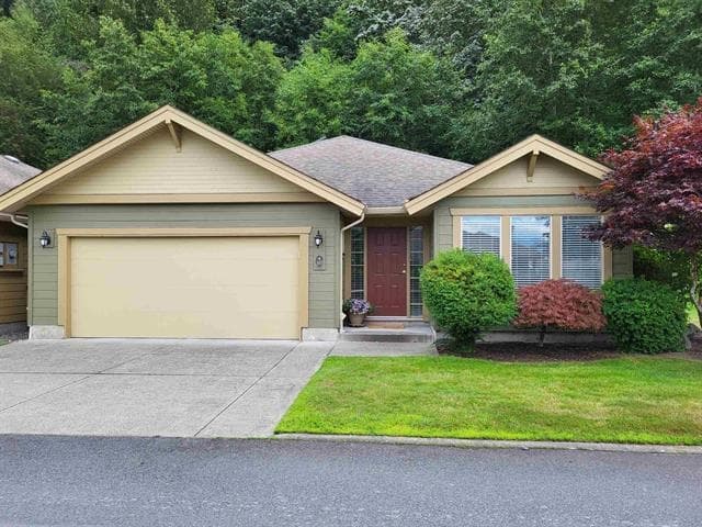 107 - 46000 Thomas Road, Chilliwack, V2R 5W6 — photo 1