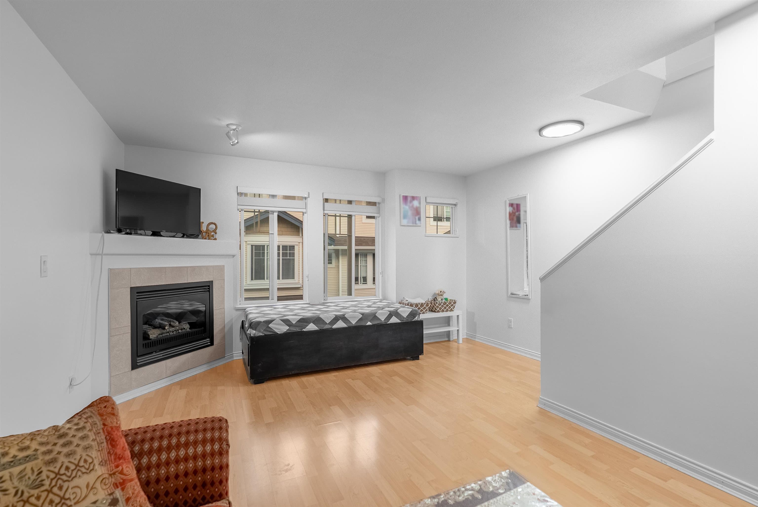 56 - 6533 121 Street, Surrey, V3W 1M5 — photo 3