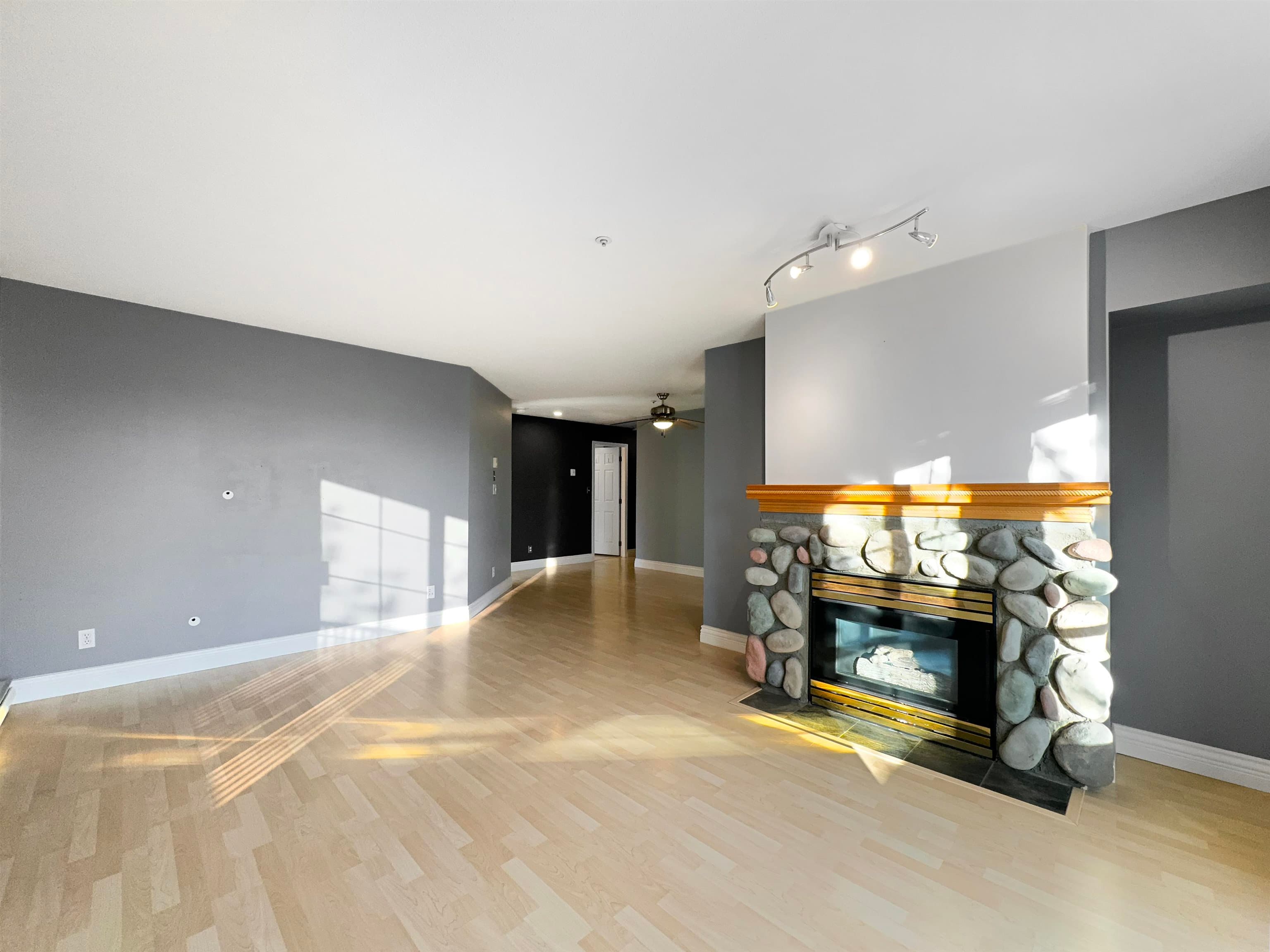2xx - 295 Schoolhouse Street, Coquitlam, V3K 6X5 — photo 3