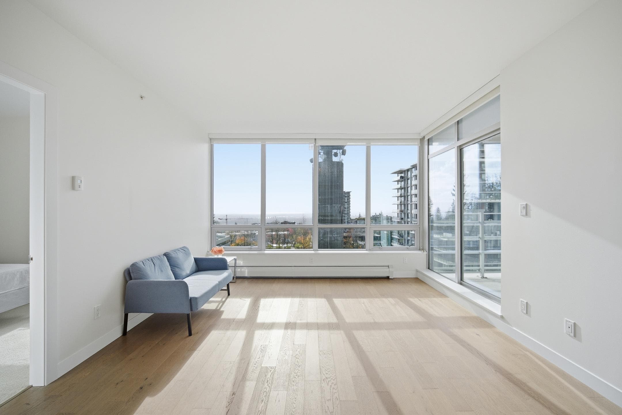 1103 - 9060 University Crescent, Burnaby, V5A 0E1 — photo 2