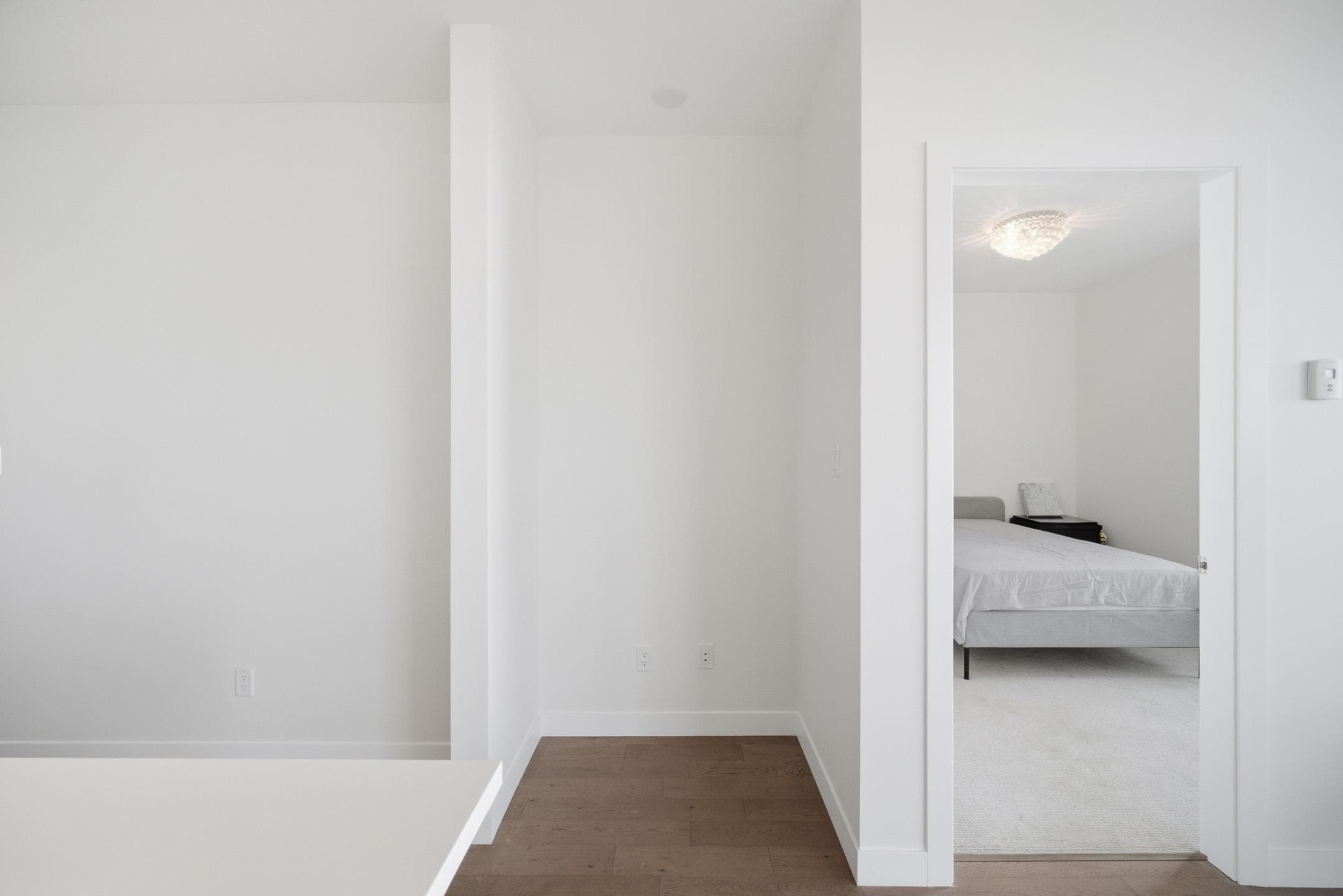 1103 - 9060 University Crescent, Burnaby, V5A 0E1 — photo 4