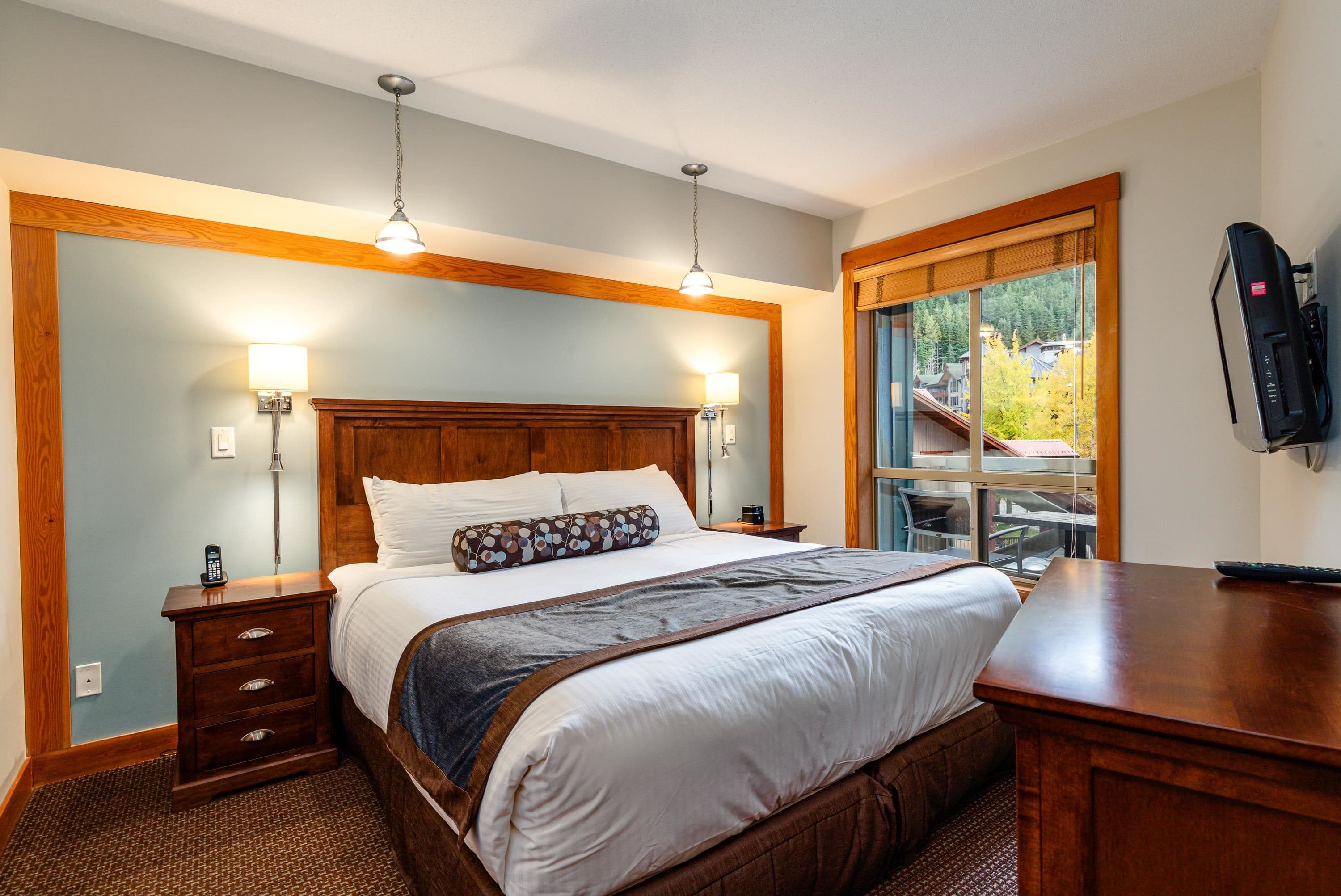 315B - 2036 London Lane, Whistler, V8E 0N7 — photo 3