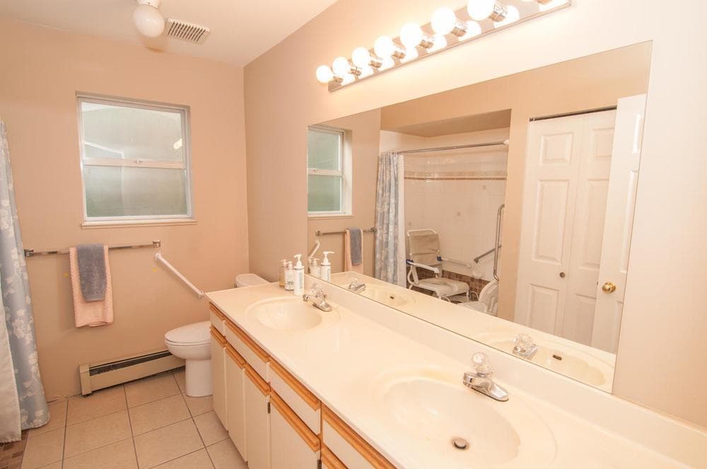 1360 Graveley Street, Vancouver, V5L 3A2 — photo 4