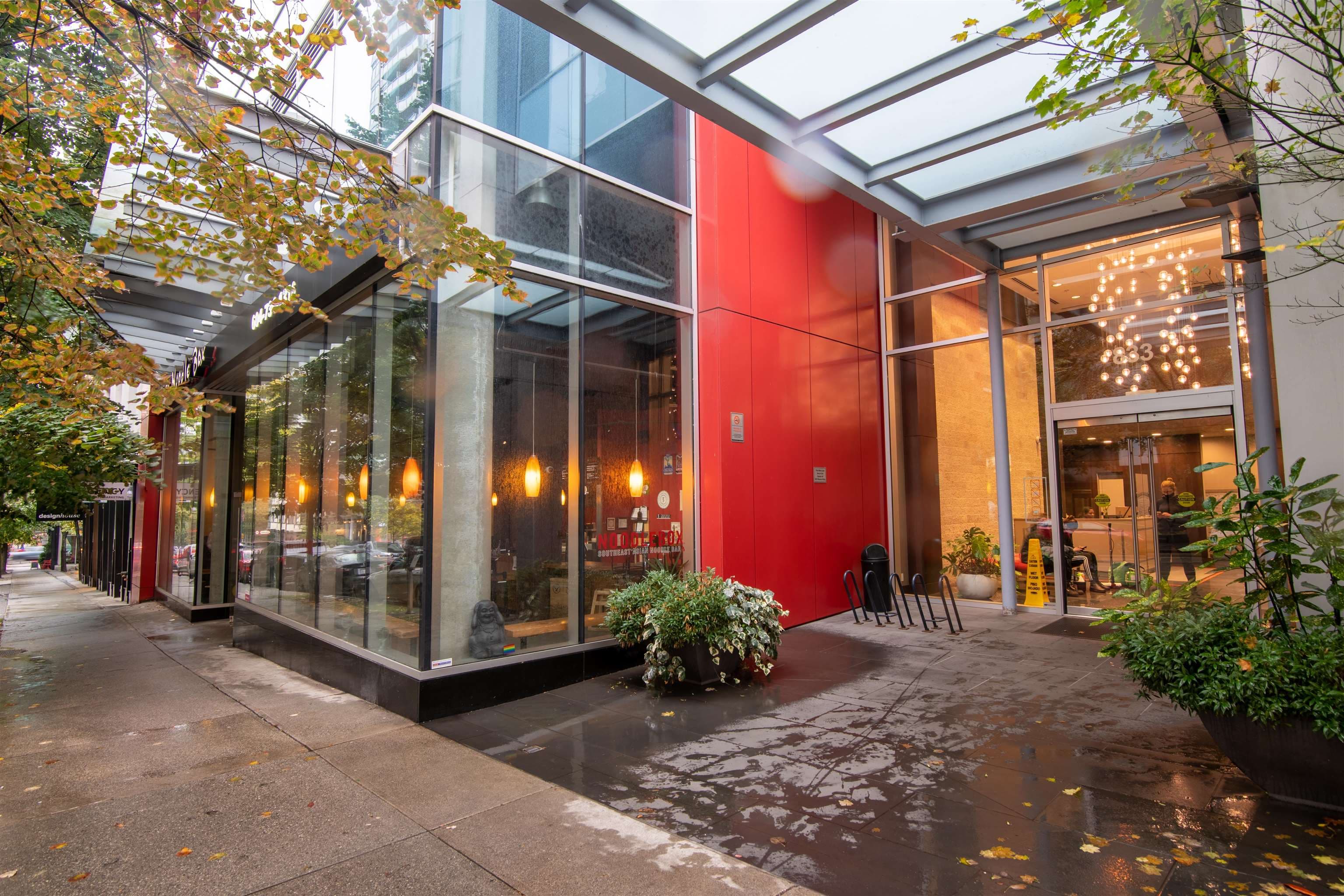 907 - 833 Homer Street, Vancouver, V6B 0H3 — photo 1