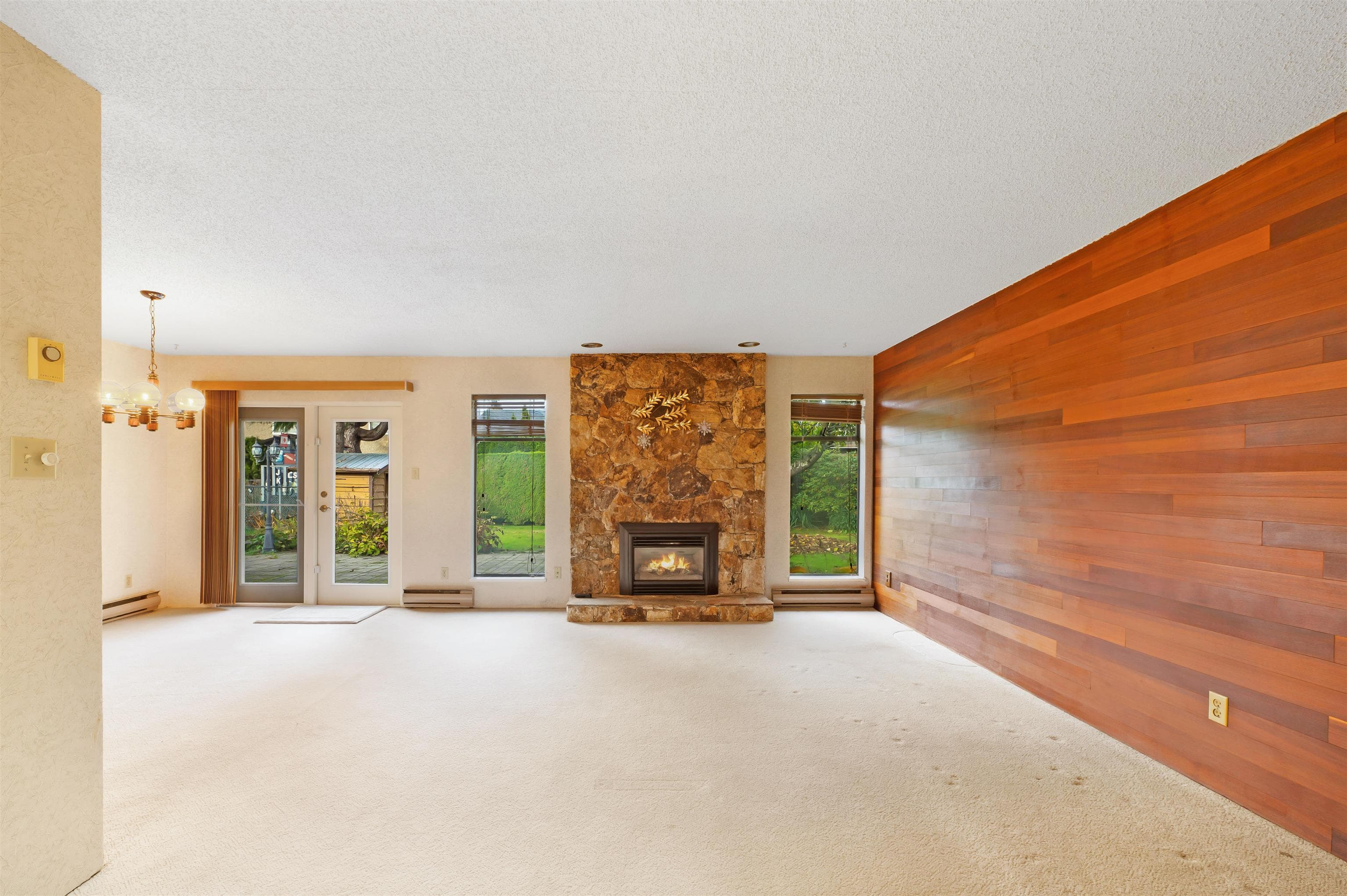 6611 Francis Road, Richmond, V7C 1K4 — photo 5