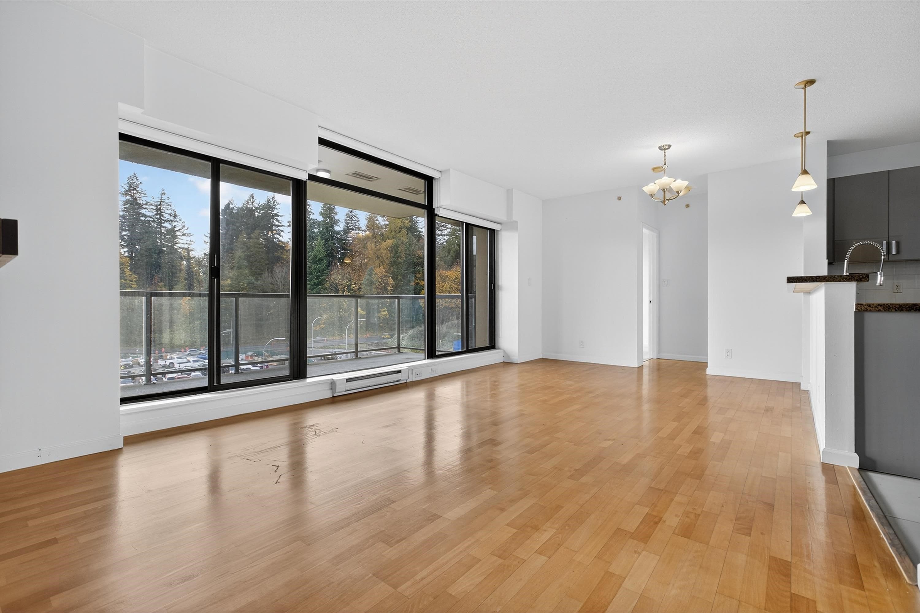 702 - 11 E Royal Avenue, New Westminster, V3L 0A8 — photo 3