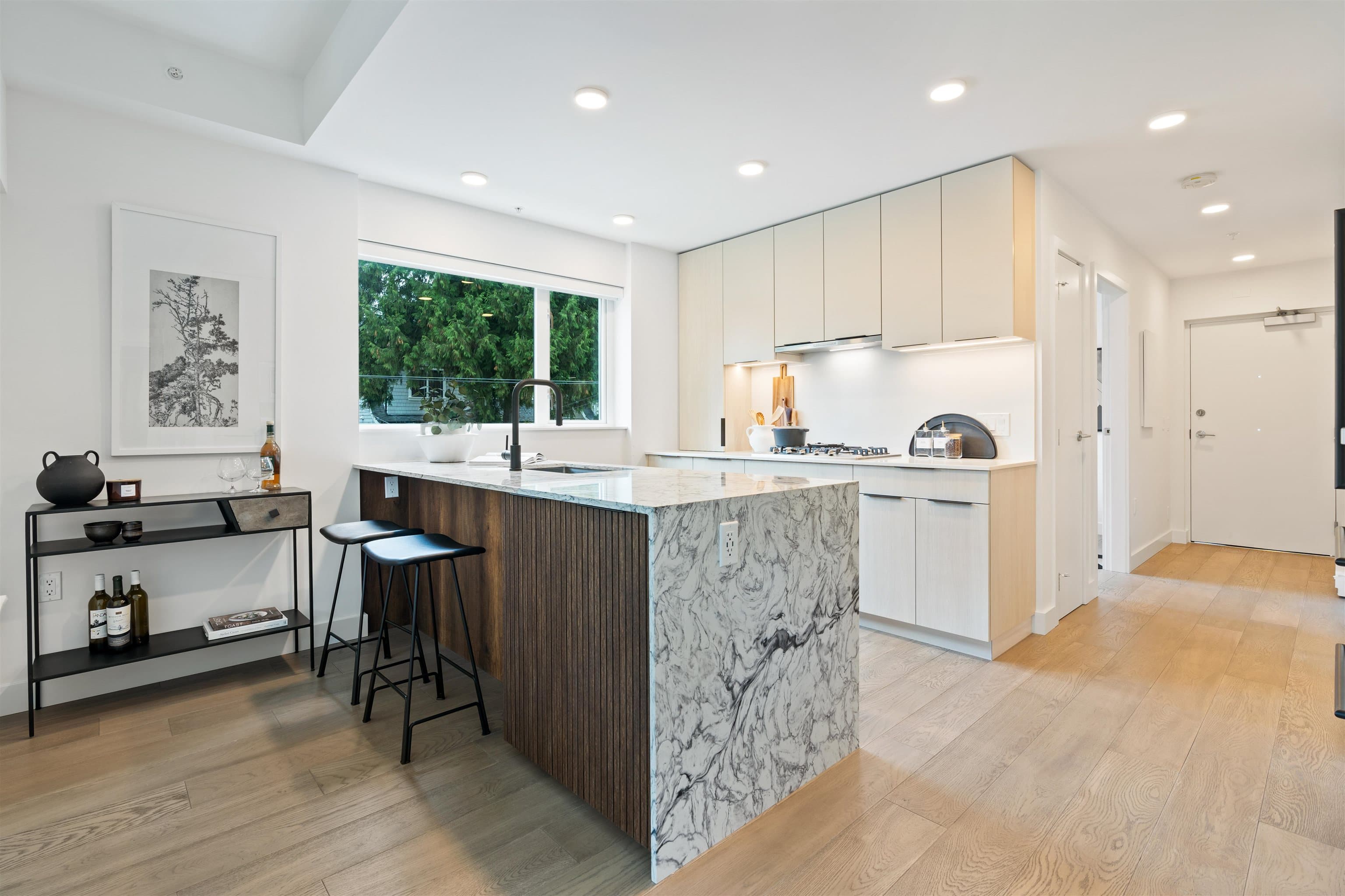 201 - 3590 W 39th Avenue, Vancouver