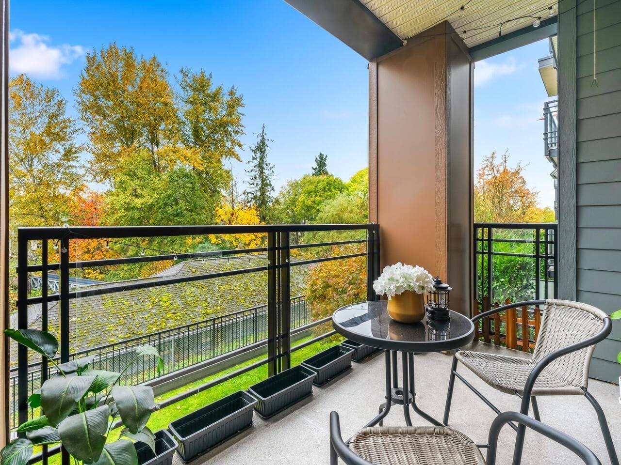206 - 20062 Fraser Highway, Langley