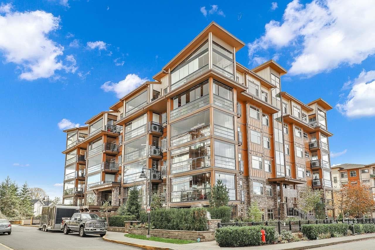 A107 - 20716 Willoughby Town Centre Drive, Langley