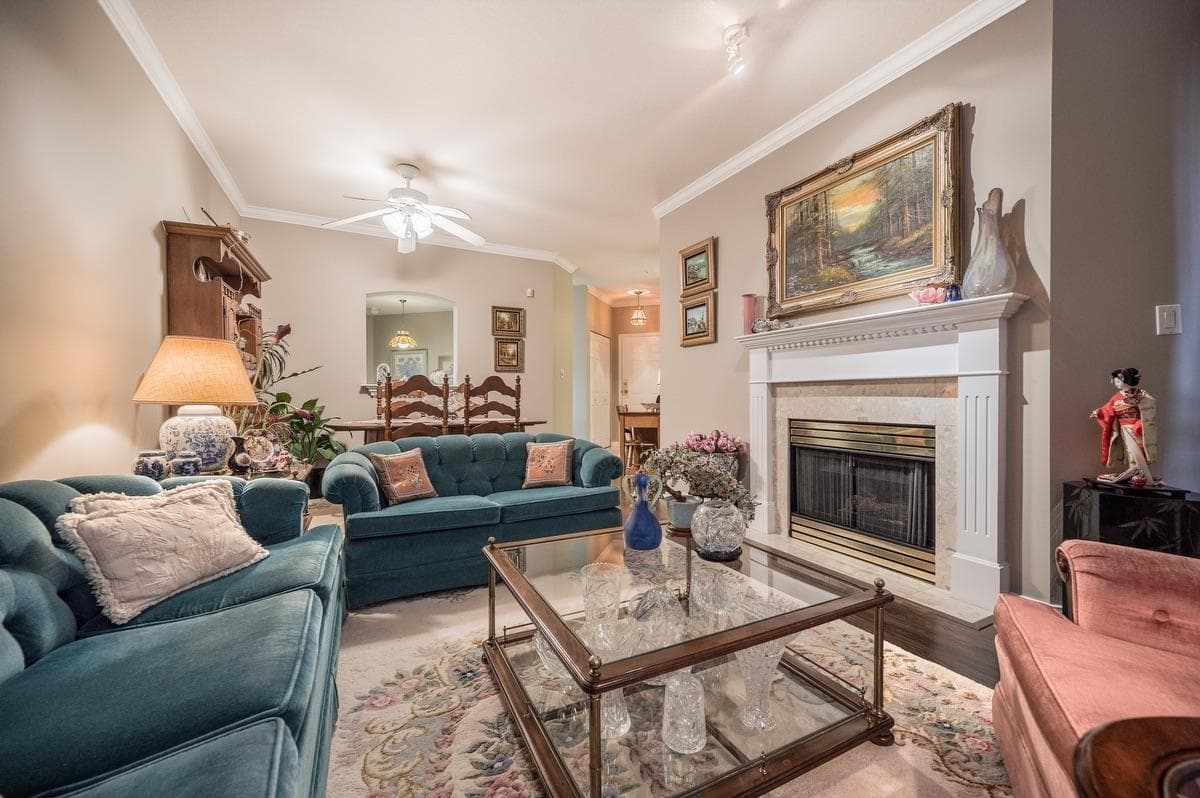 320 - 3098 Guildford Way, Coquitlam, V3B 7W8 — photo 3