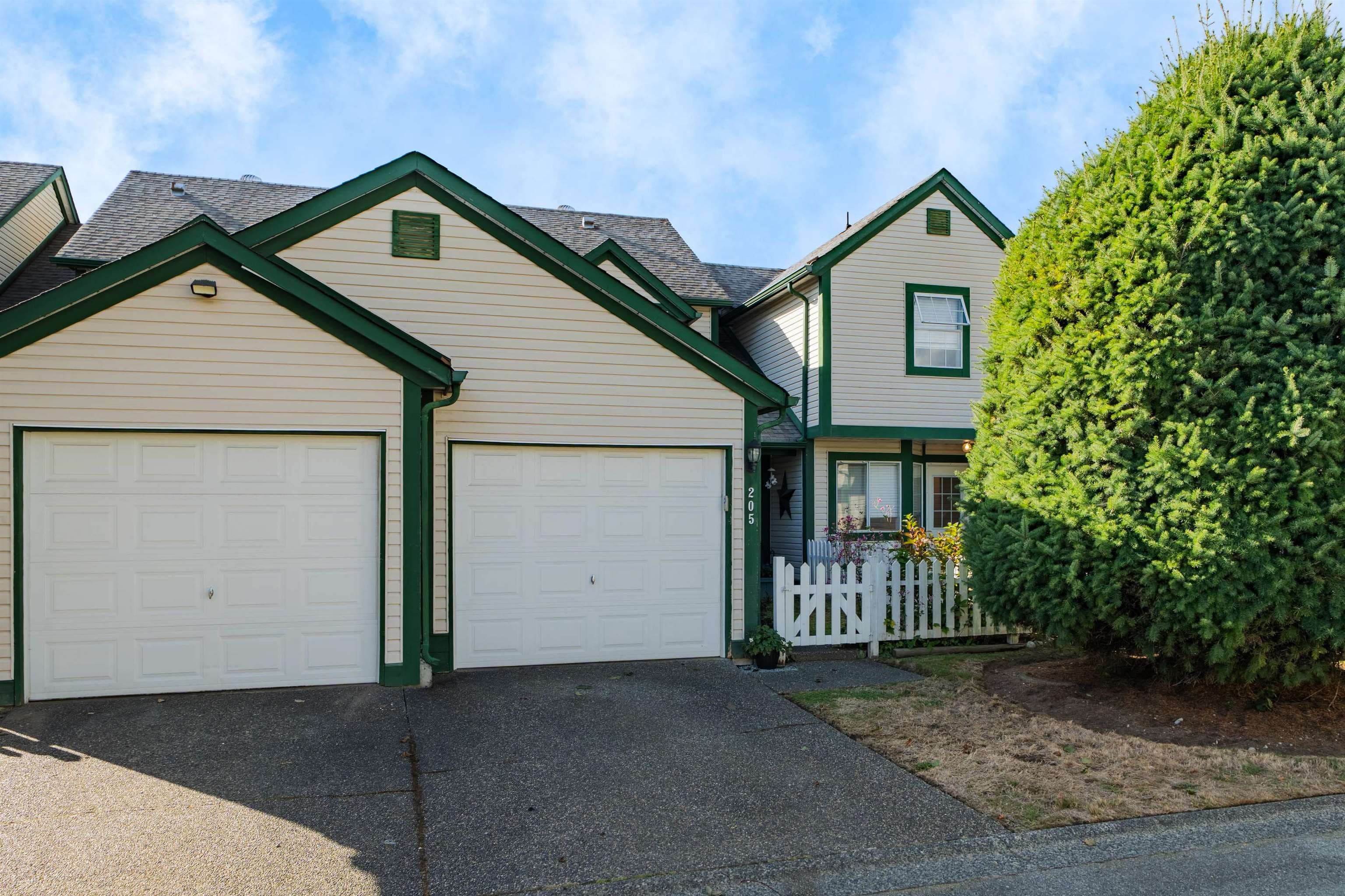 205 - 20675 118 Avenue, Maple Ridge, V2X 0K4 — photo 2