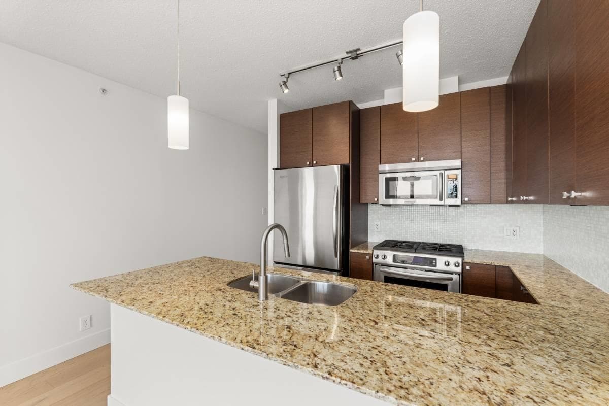 22xx - 110 Brew Street, Port Moody, V3H 0E4 — photo 3
