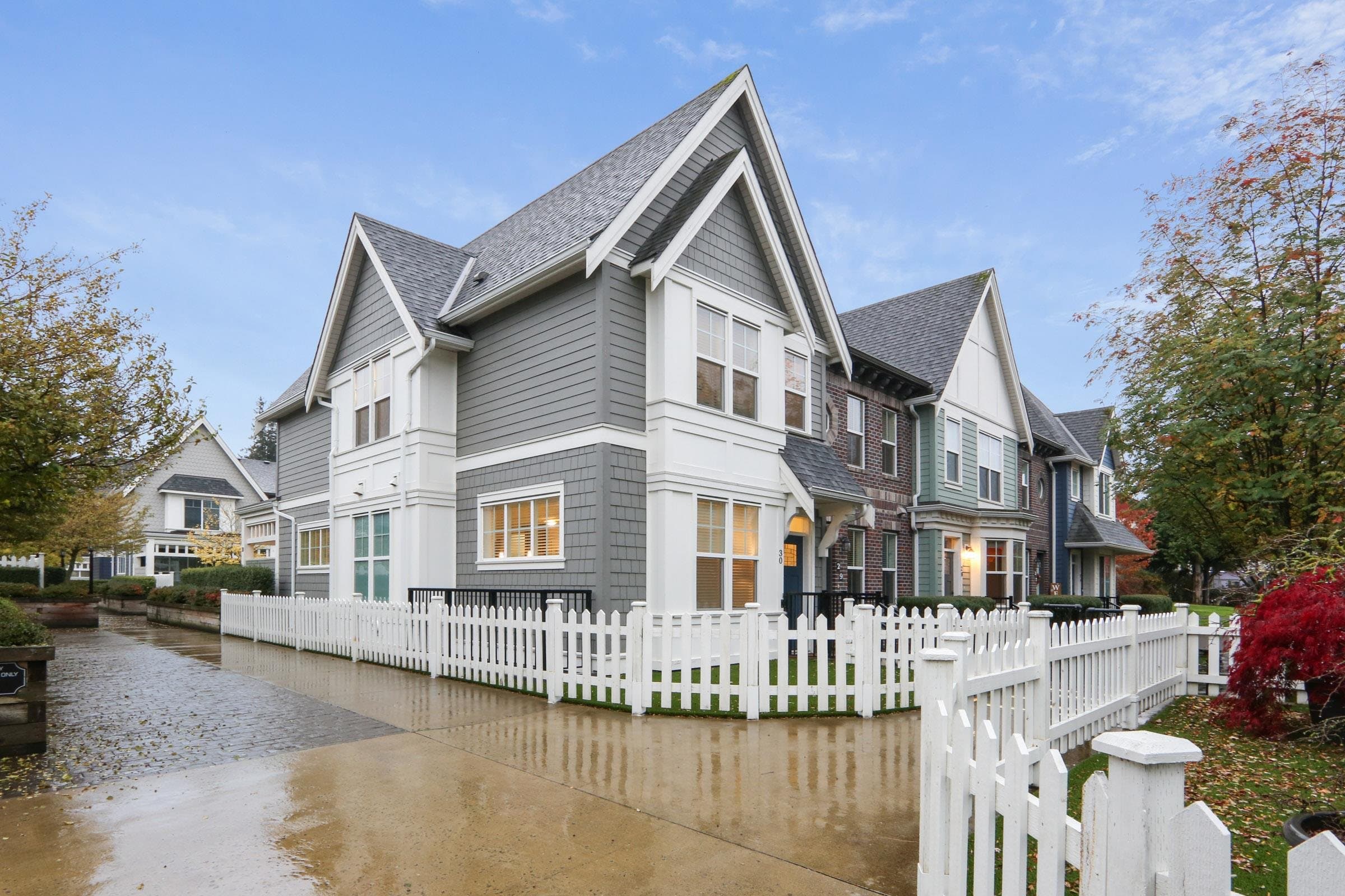 30 - 45462 Tamihi Way, Chilliwack, V2R 0Y2 — photo 1
