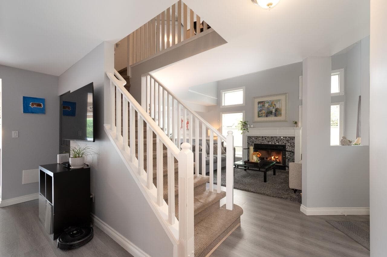 829 Roche Point Drive, North Vancouver, V7H 2W4 — photo 3