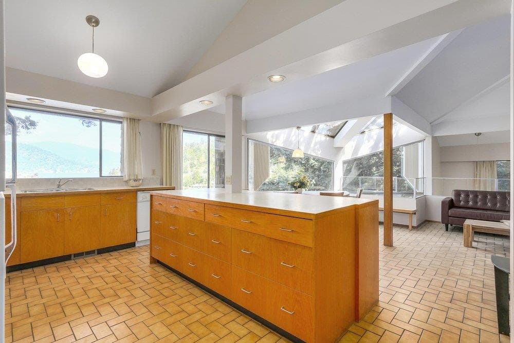 6648 Marine Drive, West Vancouver, V7W 2S9 — photo 4