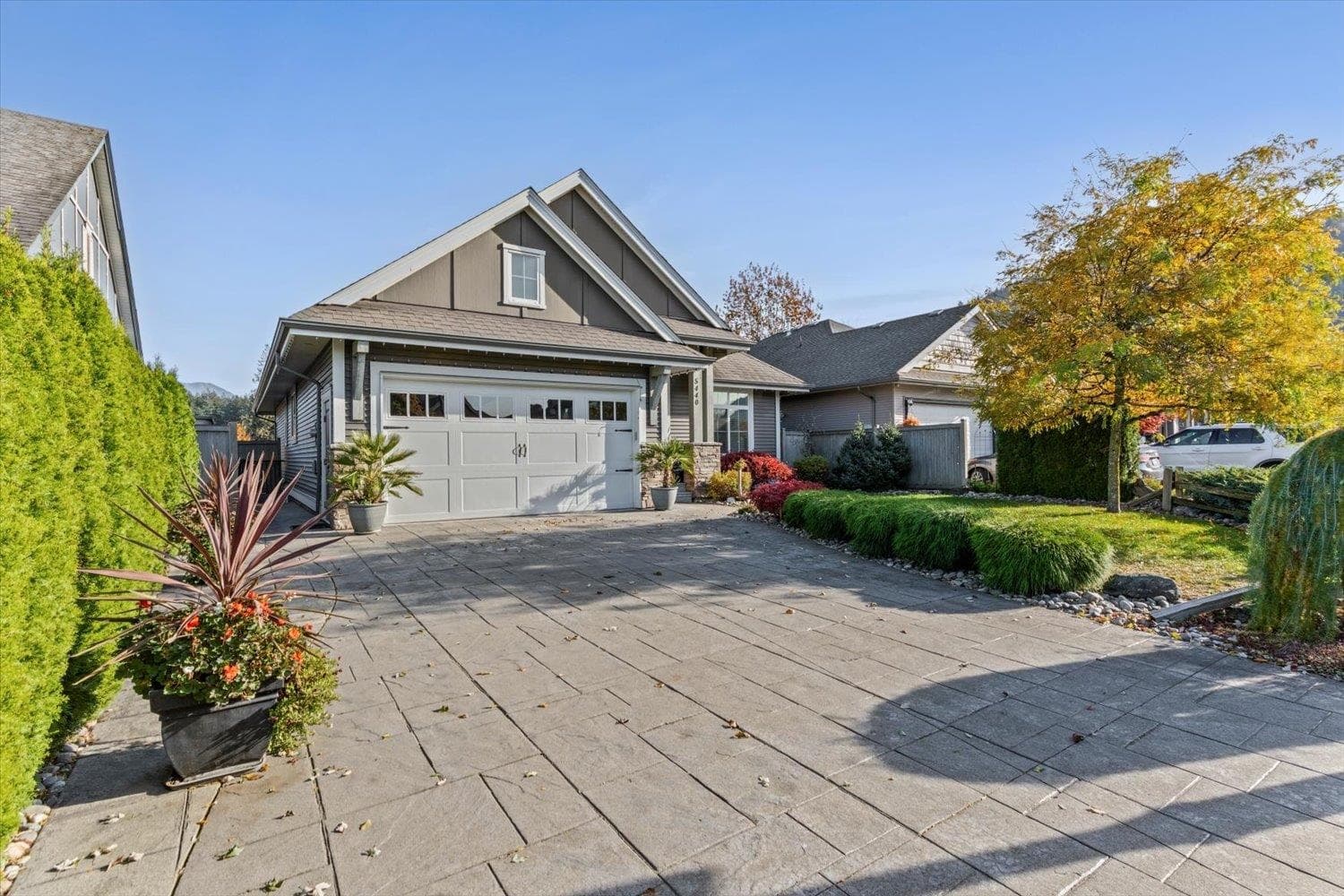 5440 Chinook Street, Chilliwack, V2R 0T4 — photo 1