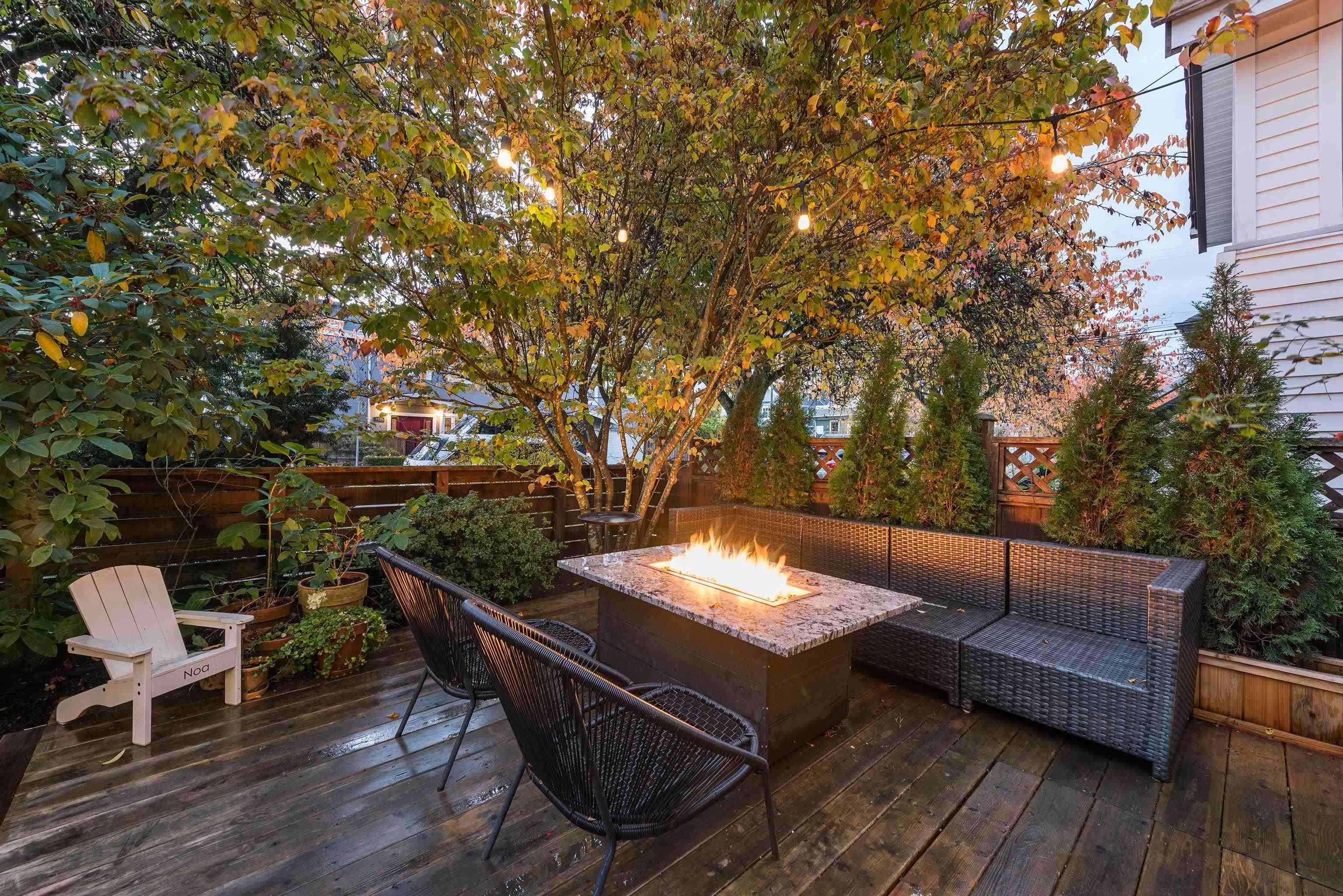 2888 Glen Drive, Vancouver, V5T 4B8 — photo 5