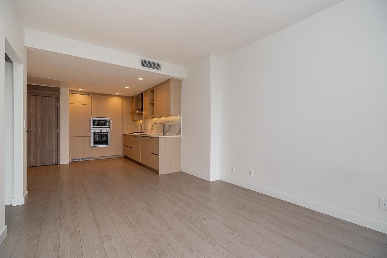 1606 - 4880 Lougheed Highway, Burnaby, V5C 0N1 — photo 3
