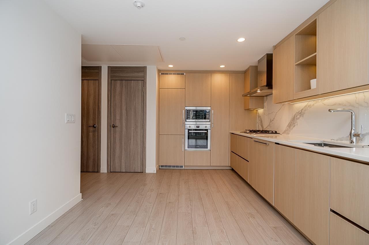 1606 - 4880 Lougheed Highway, Burnaby, V5C 0N1 — photo 5