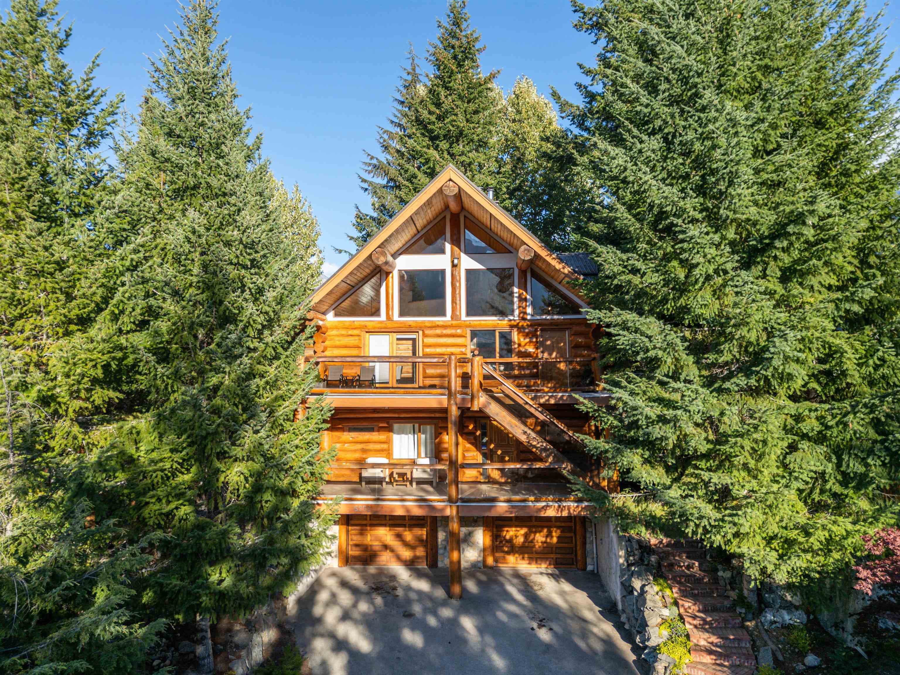 6252 Bishop Way, Whistler, V8E 0C6 — photo 2