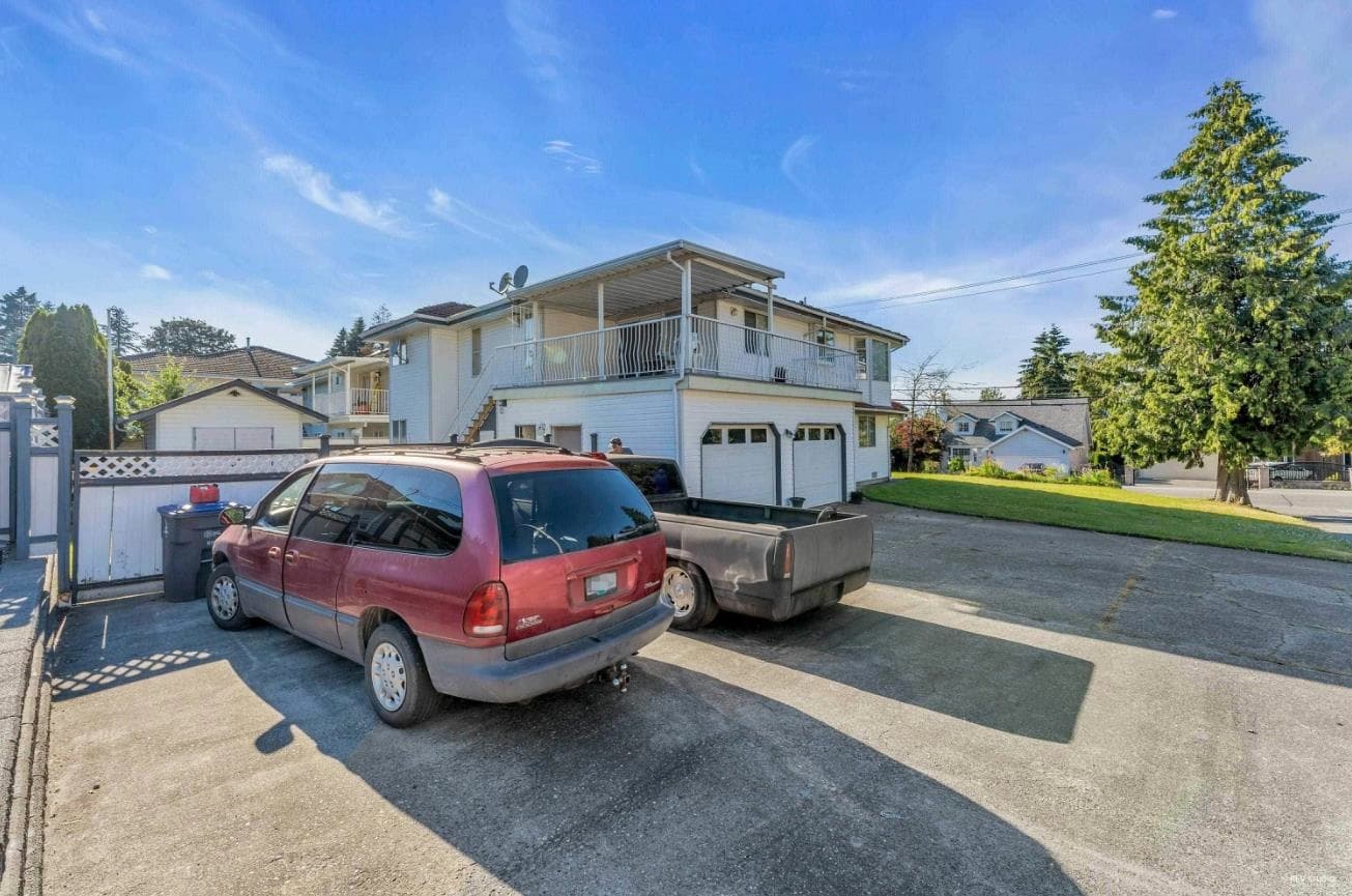11942 99 Avenue, Surrey, V3V 2M5 — photo 3