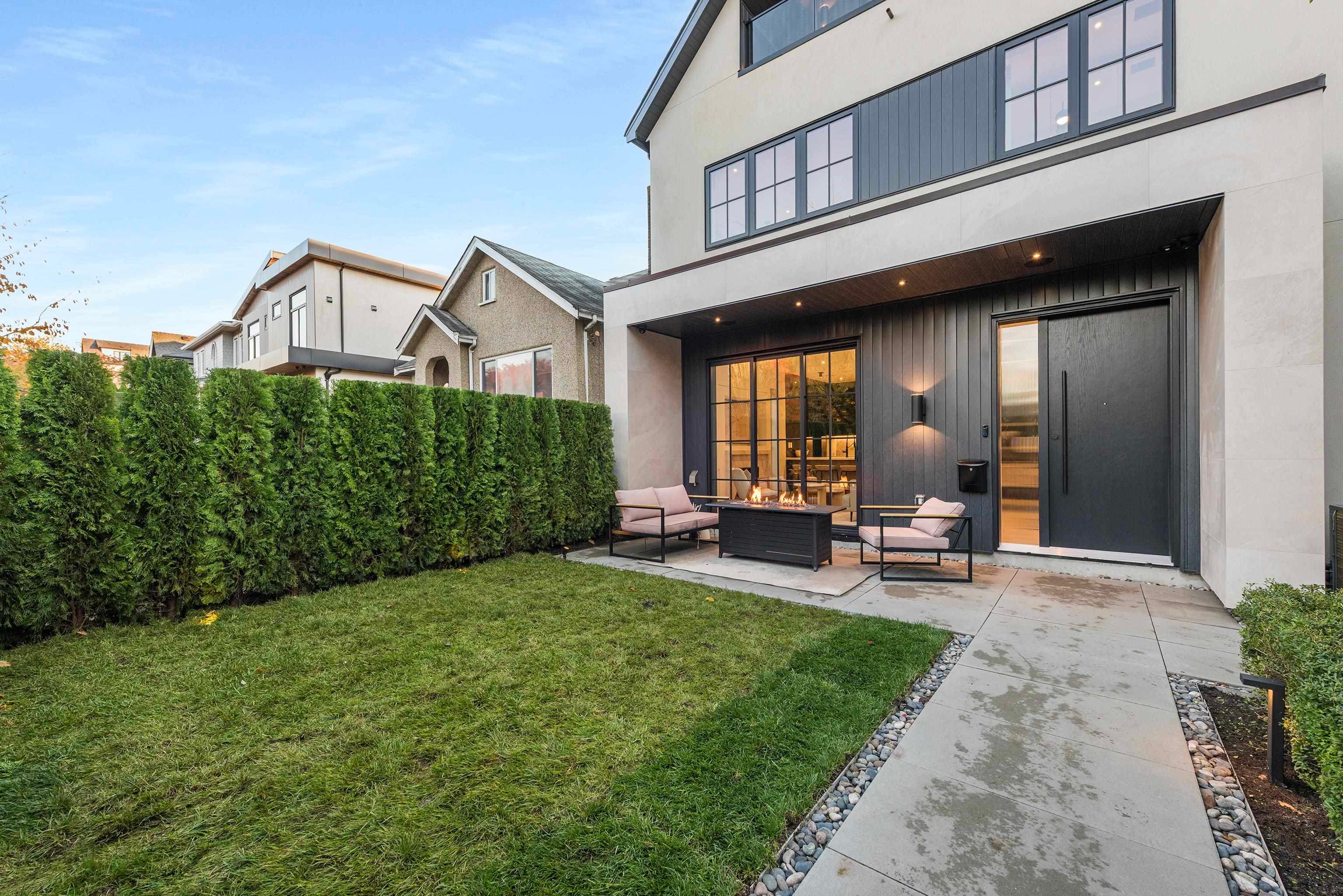 1 - 240 E 37th Avenue, Vancouver, V5W 1E6 — photo 3