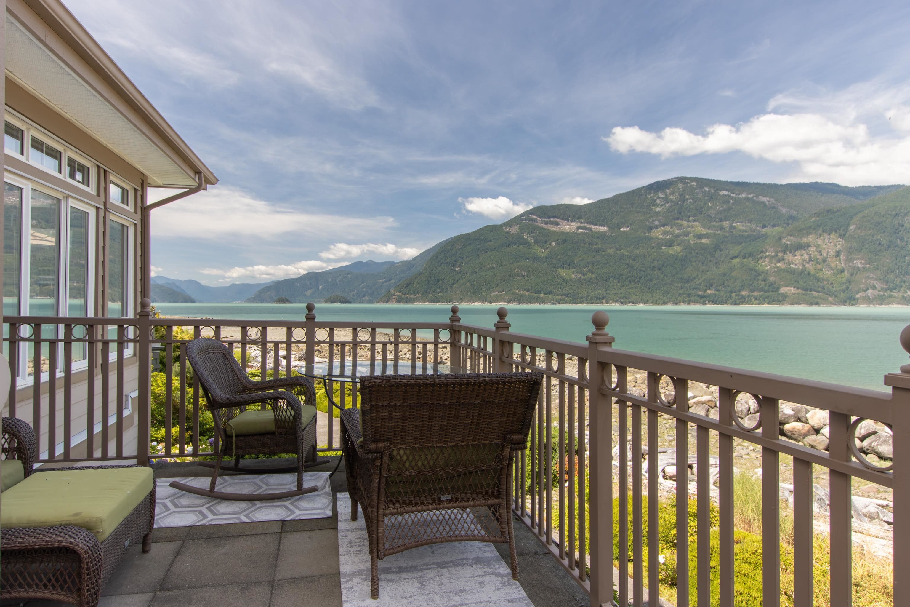 7 Beach Drive, West Vancouver