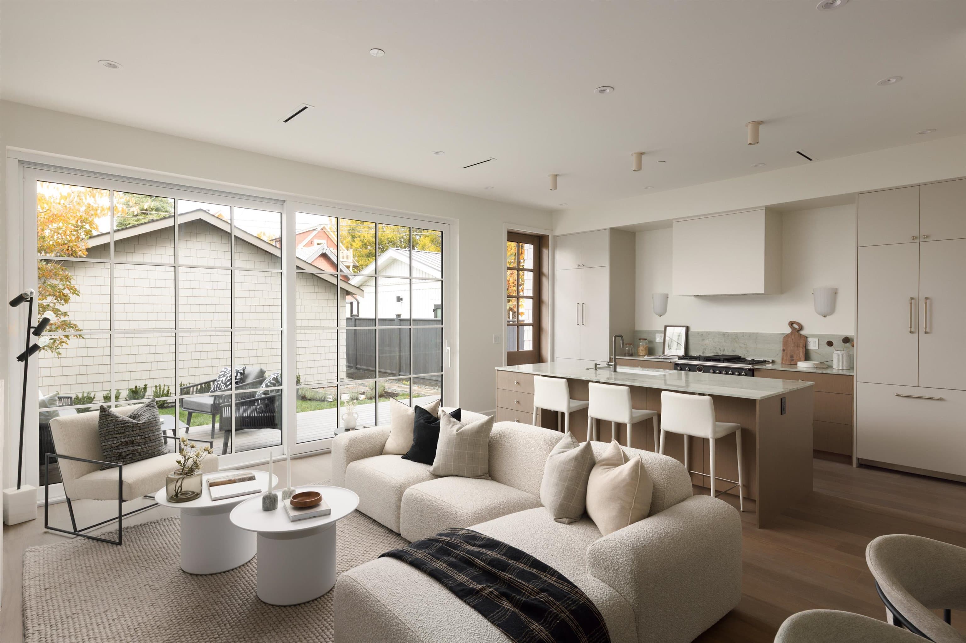 2 - 15 W 20th Avenue, Vancouver