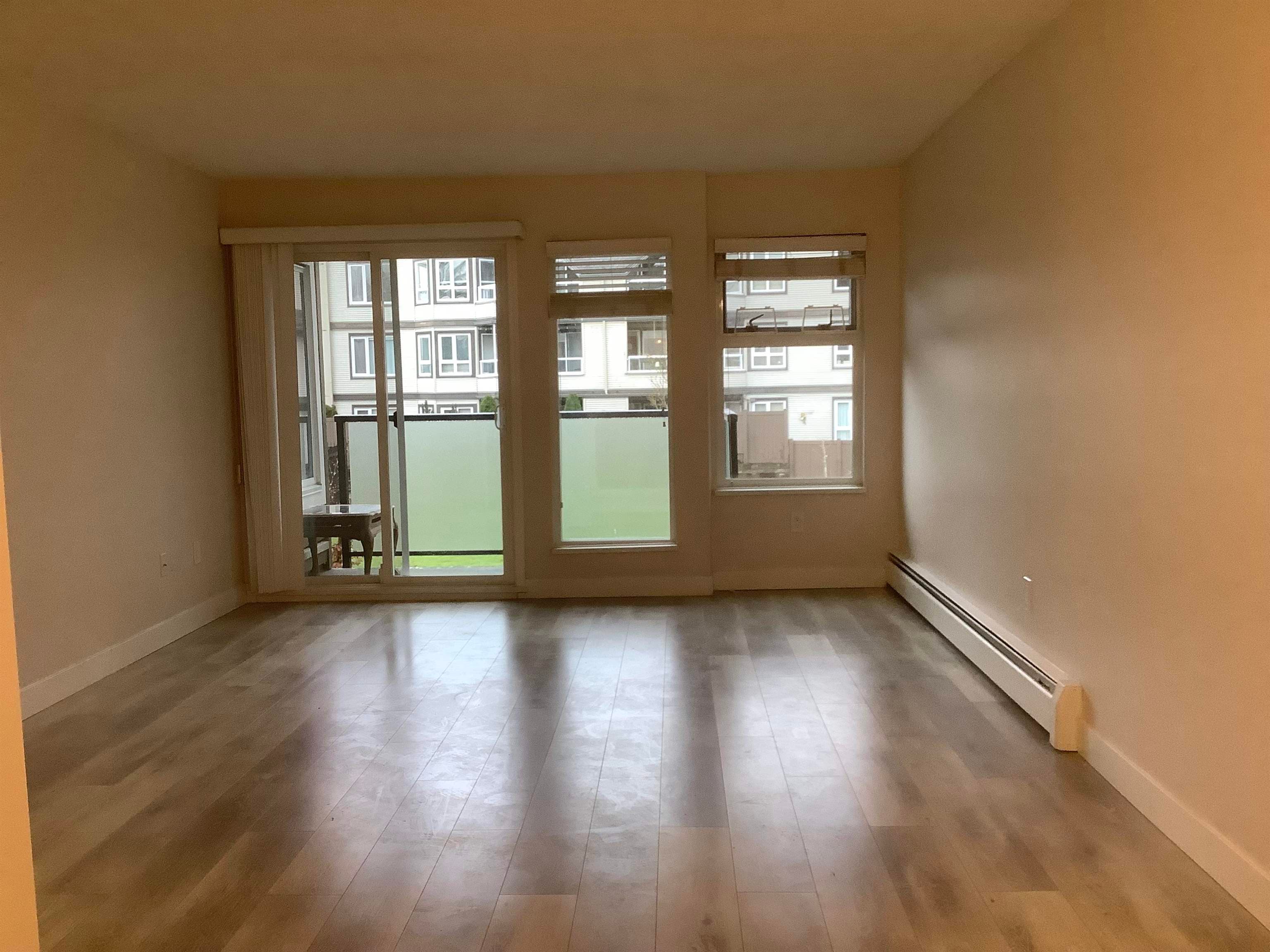 223 - 1850 E Southmere Crescent, Surrey, V4A 6Y6 — photo 4