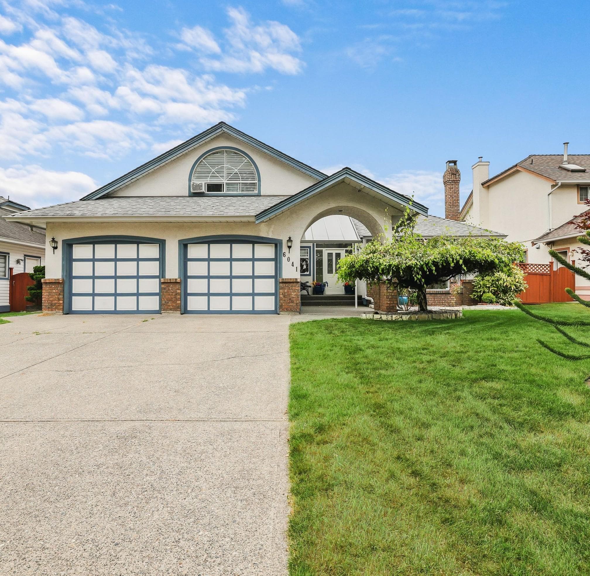 6041 186 Street, Surrey, V3S 7P4 — photo 1