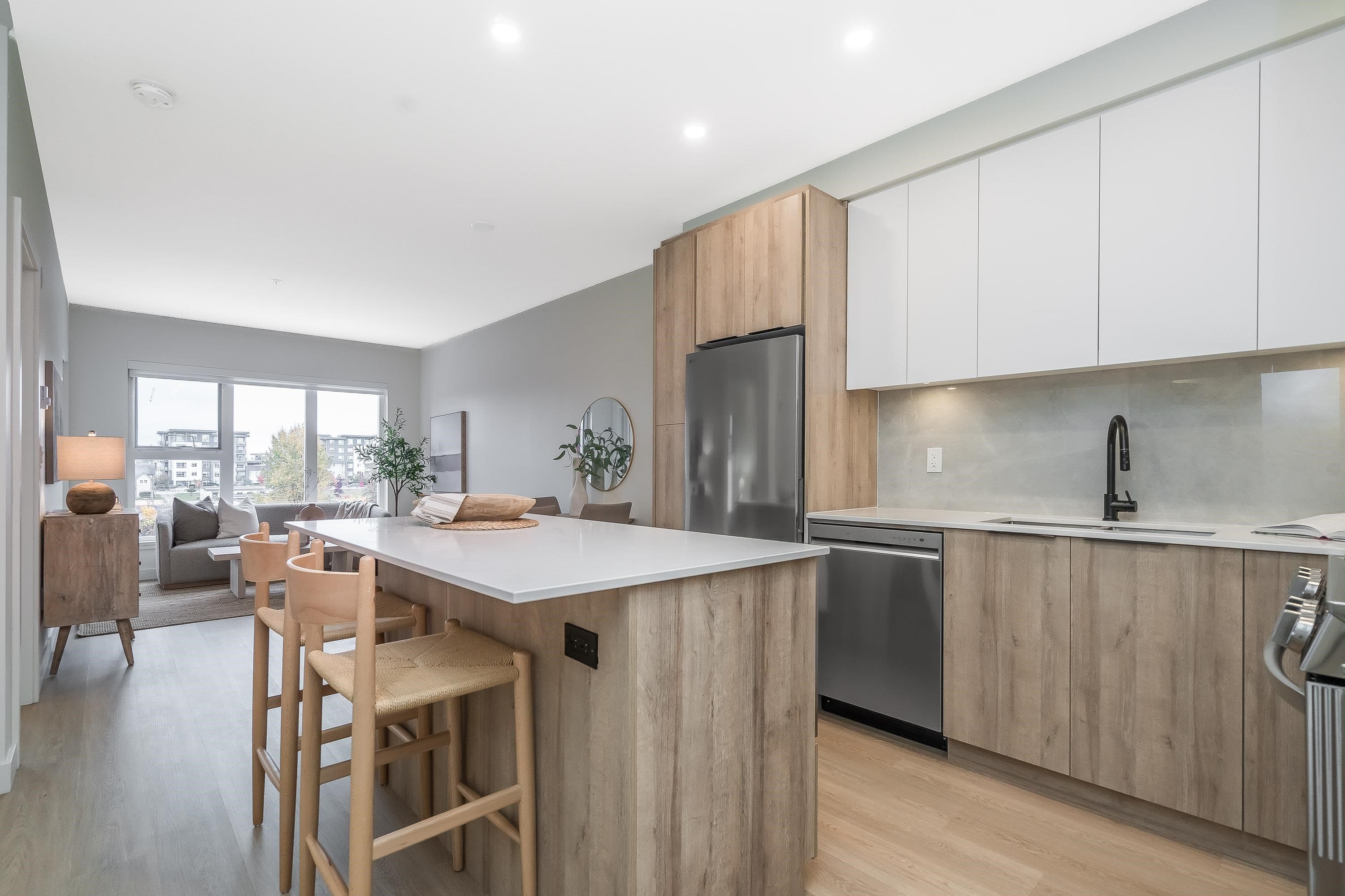 A411 - 7980 206a Street, Langley, V2Y 3Z8 — photo 1